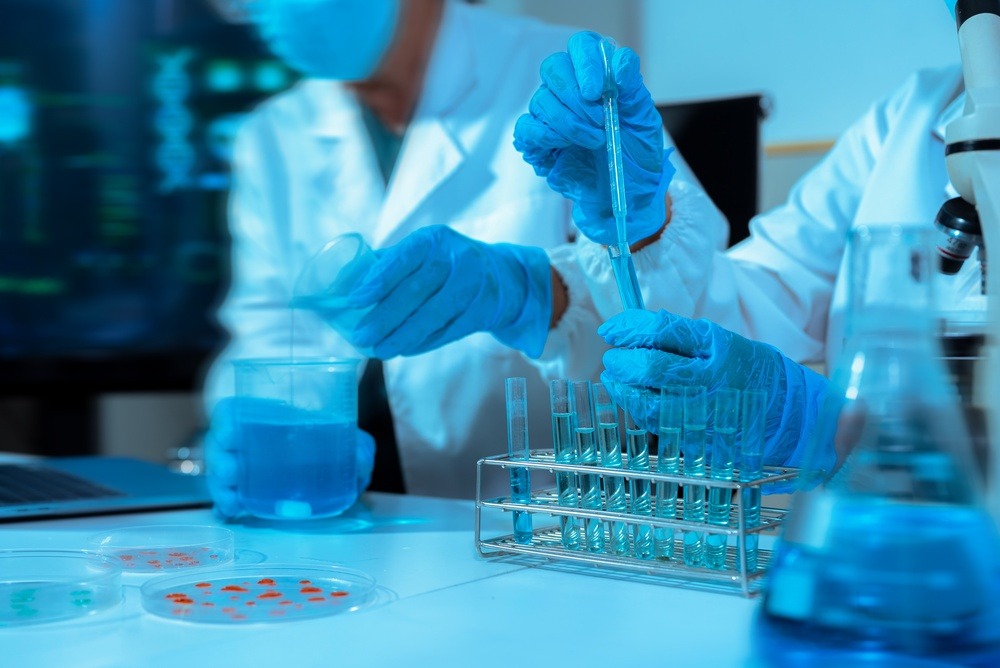 美國兩黨參議員正推動加強對中國在製藥及生物技術領域投資的審查