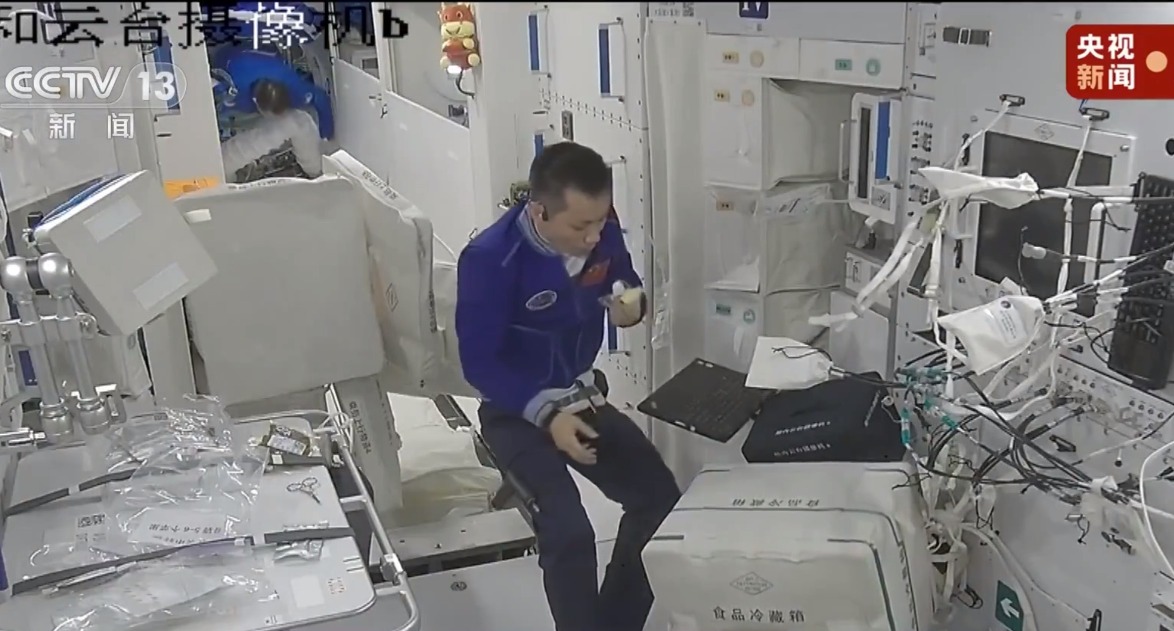 航空航天-天地通话3 航空航天-天地通话3