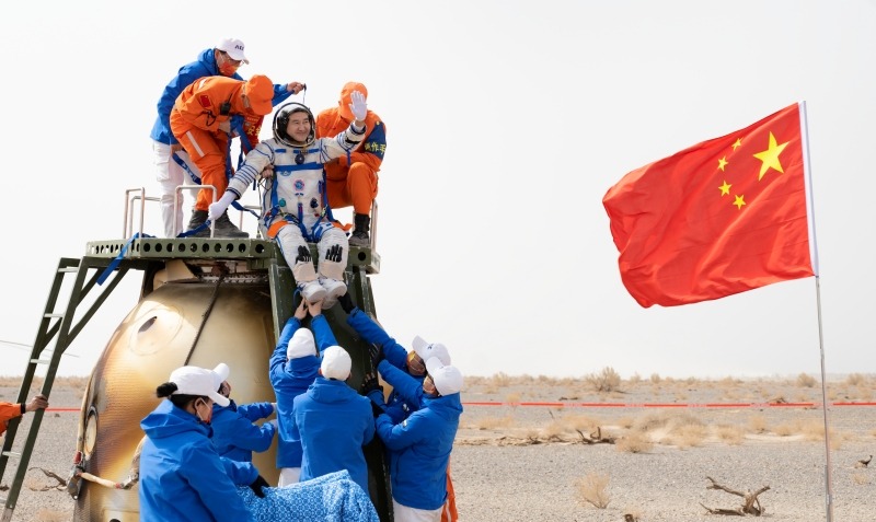 航天服“内外有别” 中国舱内航天服有什么作用? | 航空航天 | 中国科技 | 当代中国