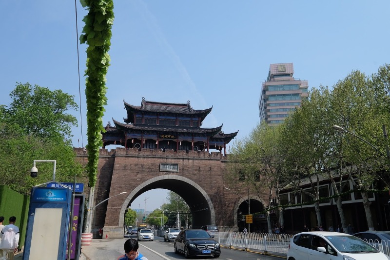 從三國時期到唐初，鐵門關一直是武漢重要的軍事要塞。