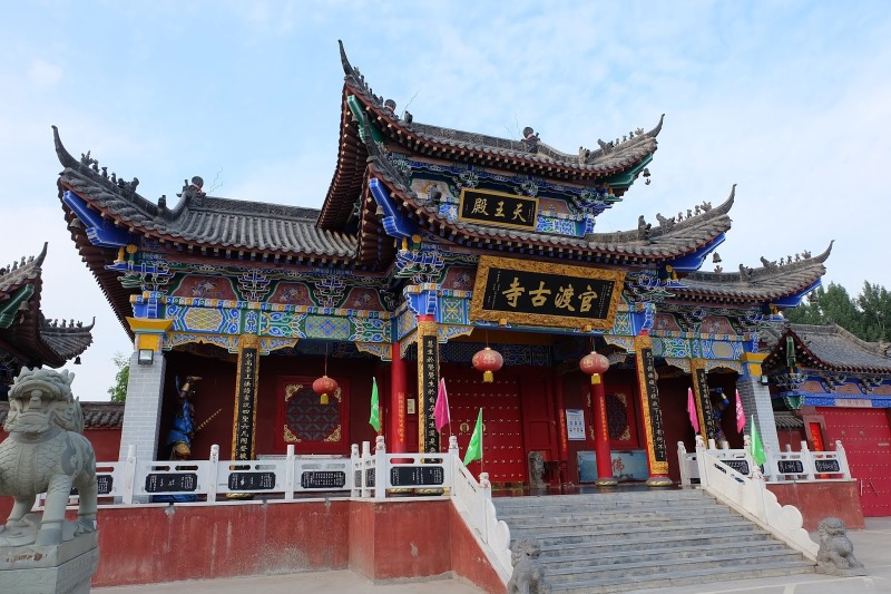 官渡寺是中原地区最大禅修基地。