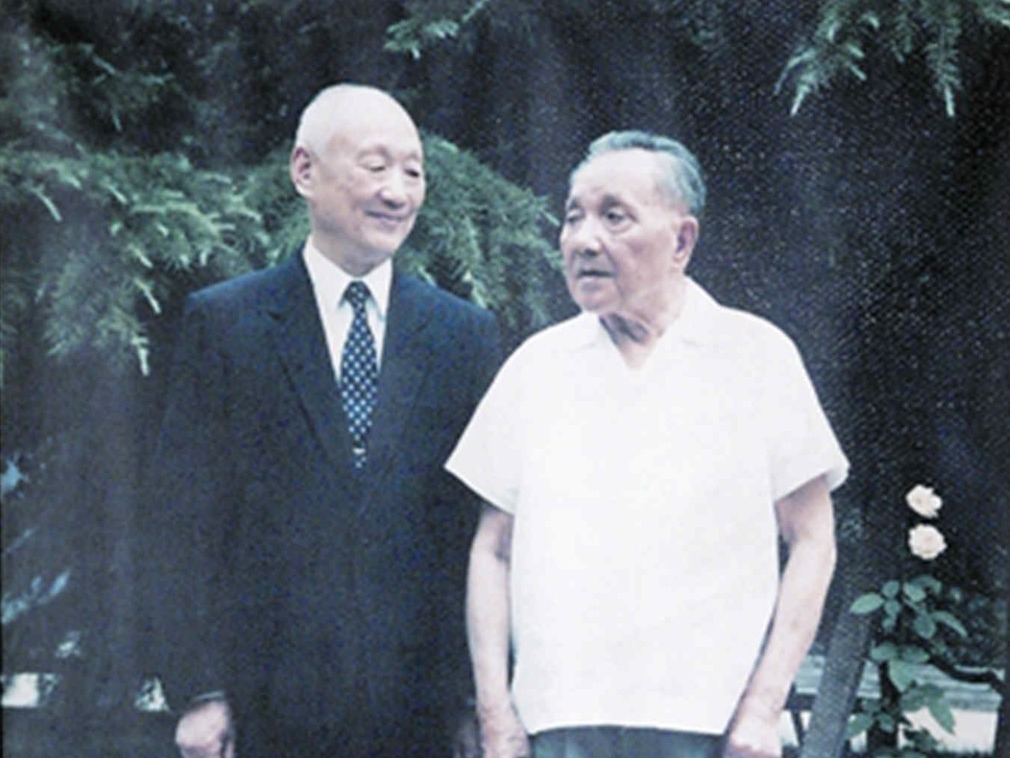 當代中國-名家-張維為：鄧小平提出共同富裕 社會就能達致穩定