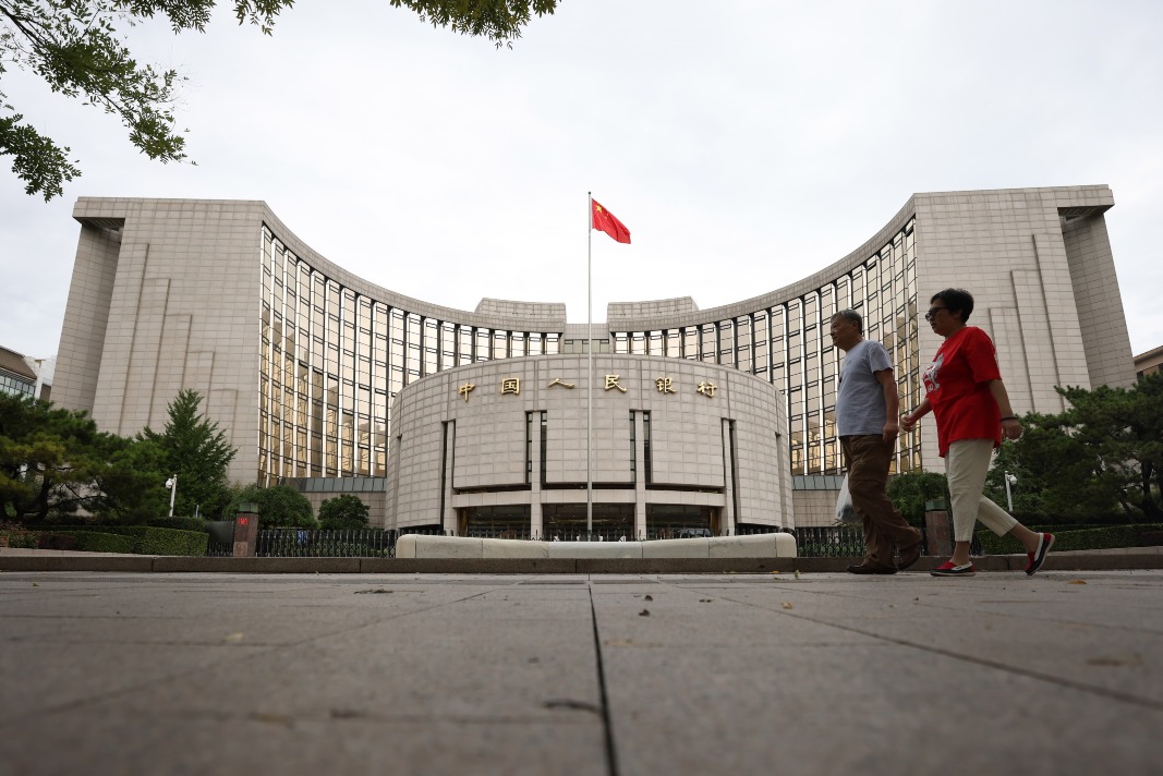 當代中國-名家-溫鐵軍：防範金融危機 人民幣國際化不宜操之過急