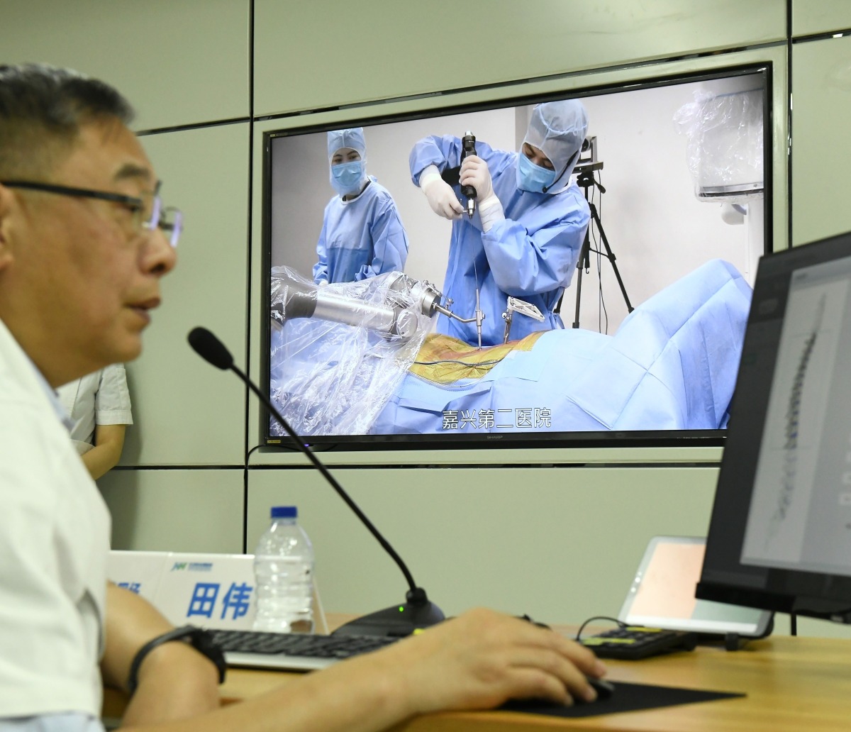 當代中國-名家-張維為看中美醫改的民眾參與 中國廣徵意見歸納討論