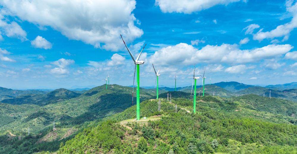 當代中國-新華網評-生態保育｜用好綠色發展新動能_中國風電裝機容量穩佔世界第一