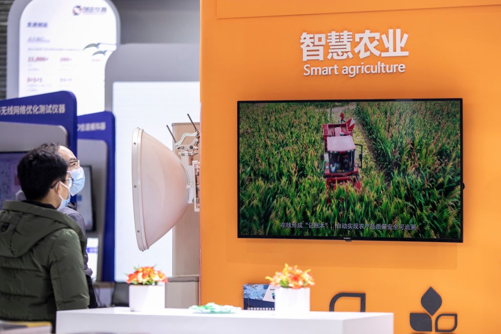 农业是其中一个依靠科技提升产能和节省成本的行业 农业是其中一个依靠科技提升产能和节省成本的行业
