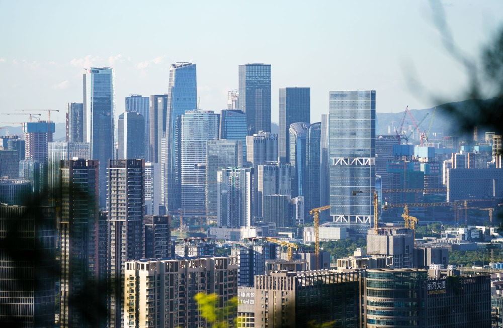 卢麒元指出，西方资本殖民的套路就是让金融资本先吞噬国家和社会资本，然后撤离。