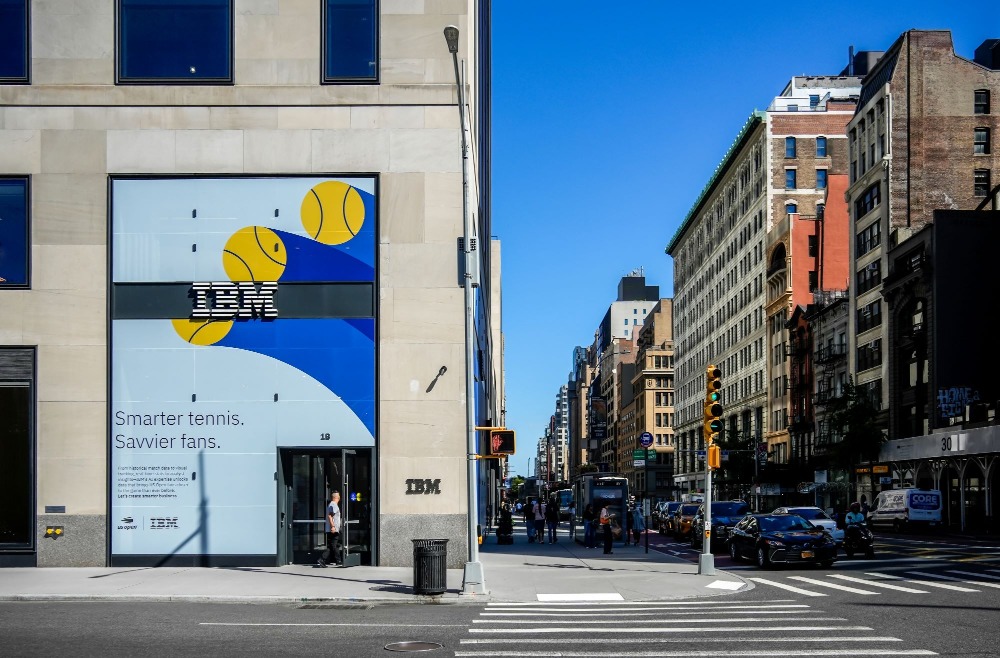 IBM公司位於美國紐約麥迪遜大道的旗艦辦公大樓。