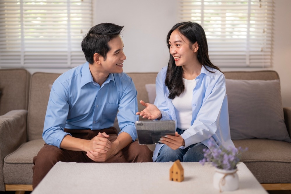 李焯芬教授認為，一段幸福的婚姻，需要夫妻二人把拍拖時的濃情密意，在婚後昇華為尊重和包容
