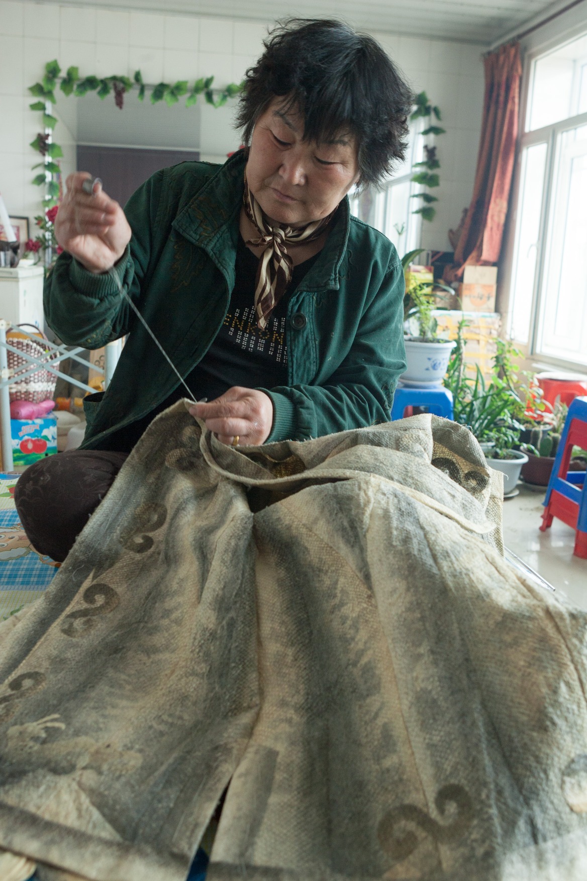 當代中國-文化傳承-赫哲族魚皮衣