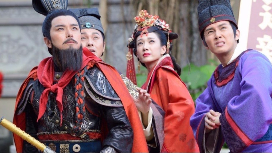 《超時空男臣》劇照