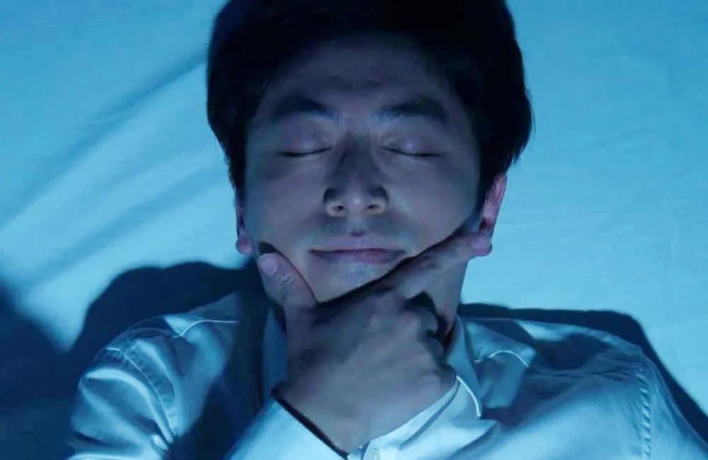 白客在《救了一万次的你》中的死法众多，包括图中因过度自恋而身亡。