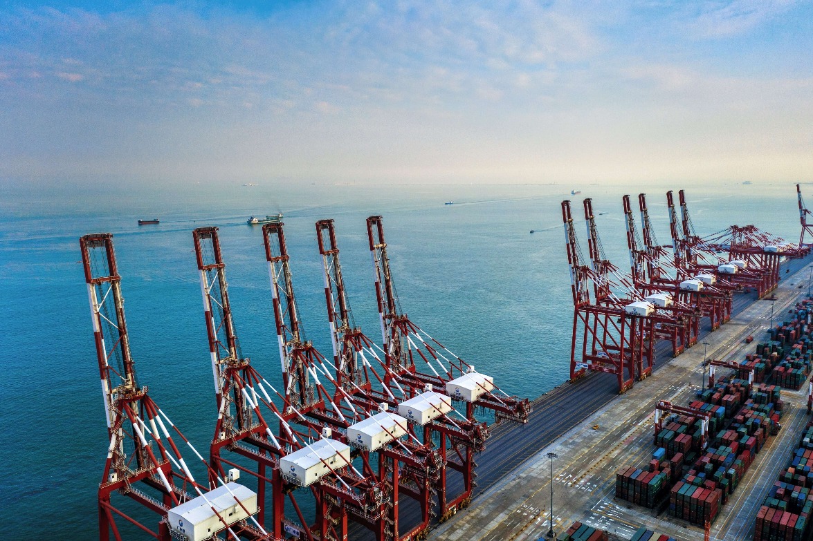 Shipping and logistics is one of the key industries for development in Nansha; currently, Nansha has the largest container hub port in Southern China and the largest international cruise home port in the country.