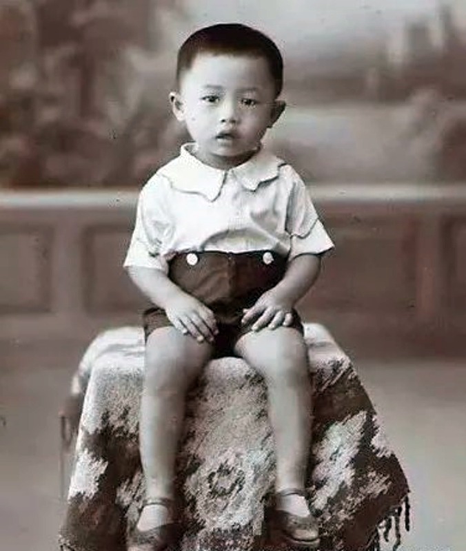 Chan Ching-chuen as a child
