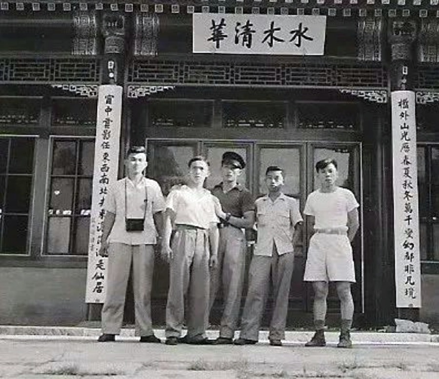 Chan Ching-chuen in the Tsinghua campus