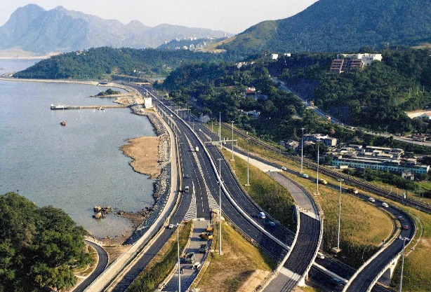 當代中國-飛凡香港-吐露港公路 改善新界交通的功臣