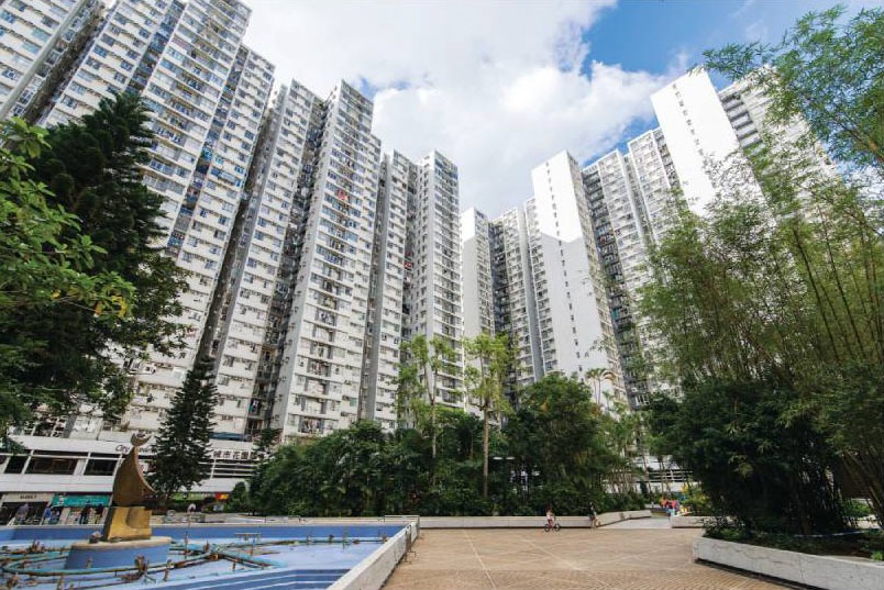 北角發電廠拆卸後,電氣道一帶建成了城市花園,物業有超過2,300伙,座向優越的單位能享受開揚的維港景致。(圖片來源:港燈官網) 北角發電廠拆卸後,電氣道一帶建成了城市花園,物業有超過2,300伙,座向優越的單位能享受開揚的維港景致。(圖片來源:港燈官網)