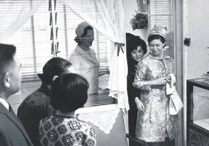 英女王伊利沙伯妹妹瑪嘉烈公主1966年訪港時，亦到過彩虹邨探訪居民。（圖片來源：房委會官網