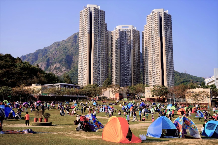 佐敦谷公园是观塘区最大的公园,占地约6.3公顷,当年耗资1.8亿元兴建。(图片来源:Shutterstock) 佐敦谷公园是观塘区最大的公园,占地约6.3公顷,当年耗资1.8亿元兴建。(图片来源:Shutterstock)