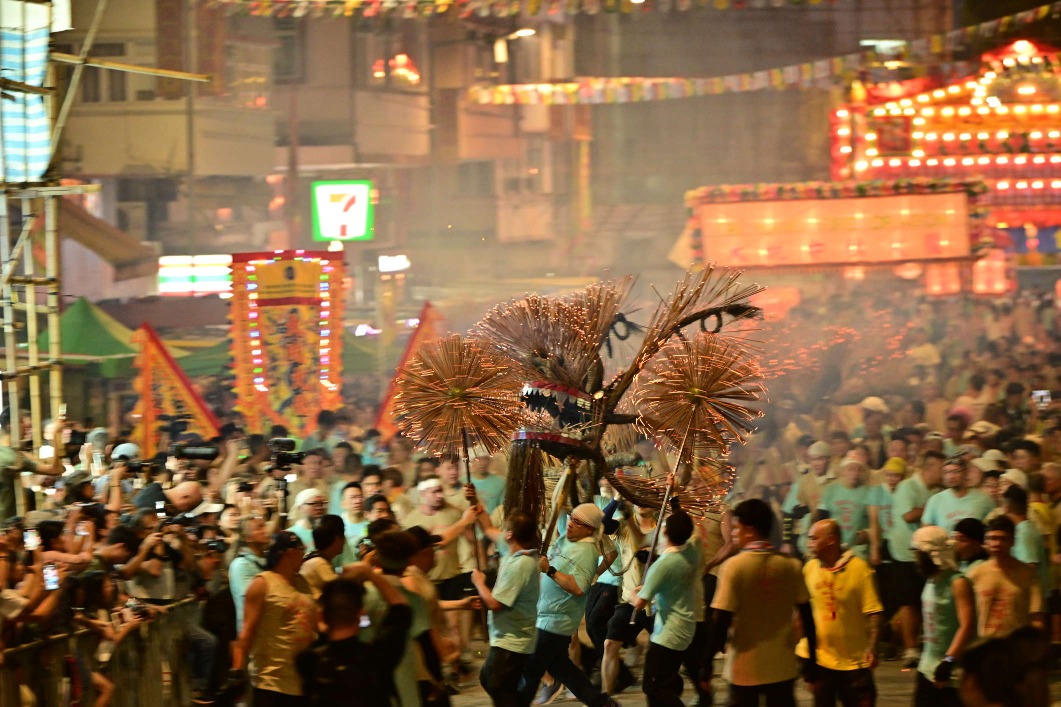The Tai Hang Fire Dragon Dance