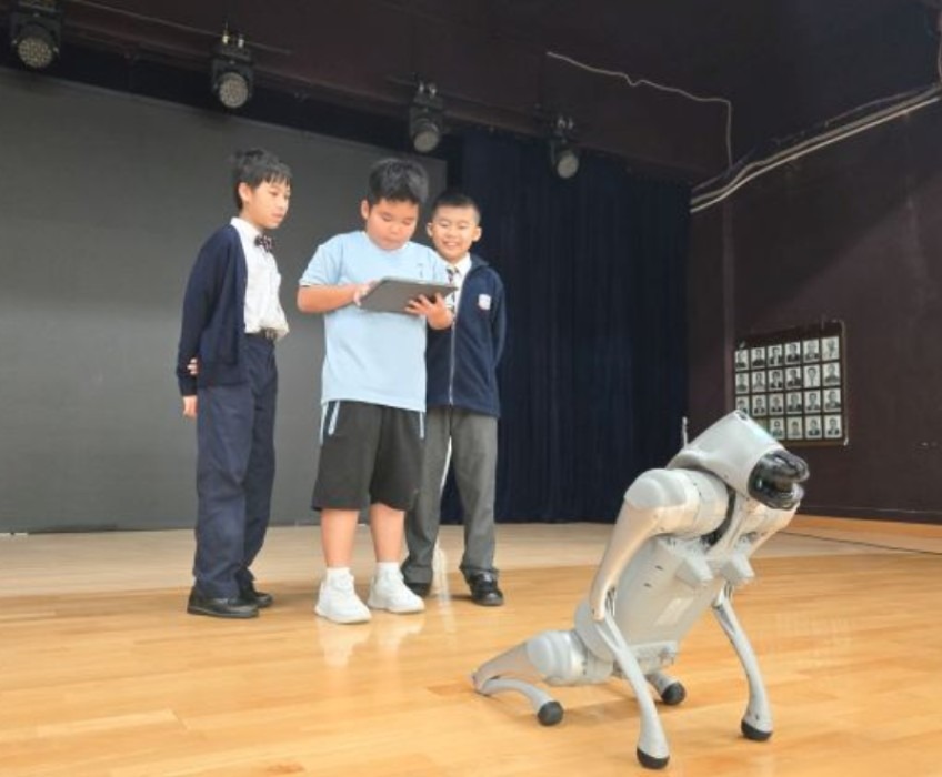 金錢村何東學校引入機械狗編程課程 金錢村何東學校引入機械狗編程課程