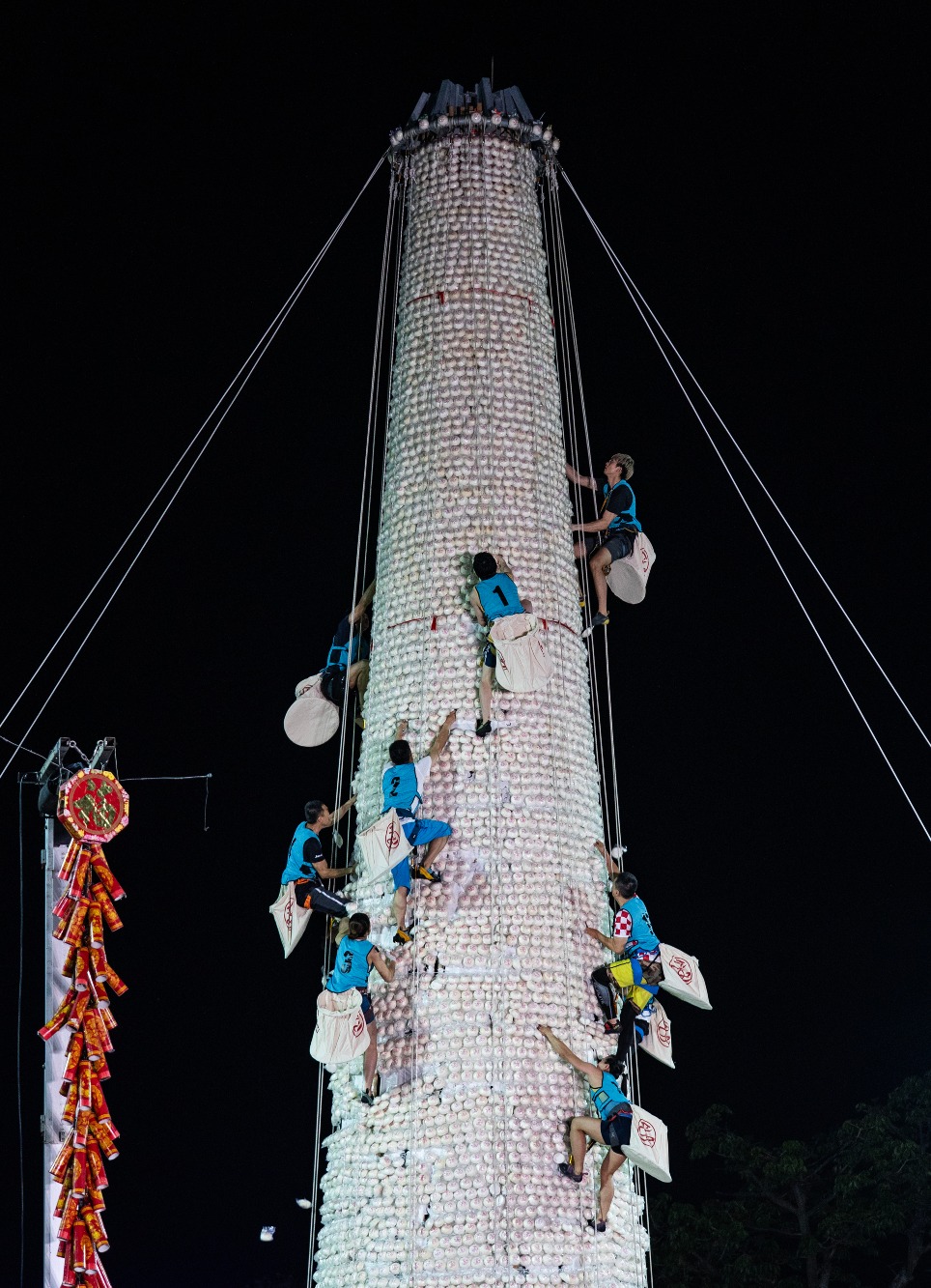 长洲太平清醮抢包山