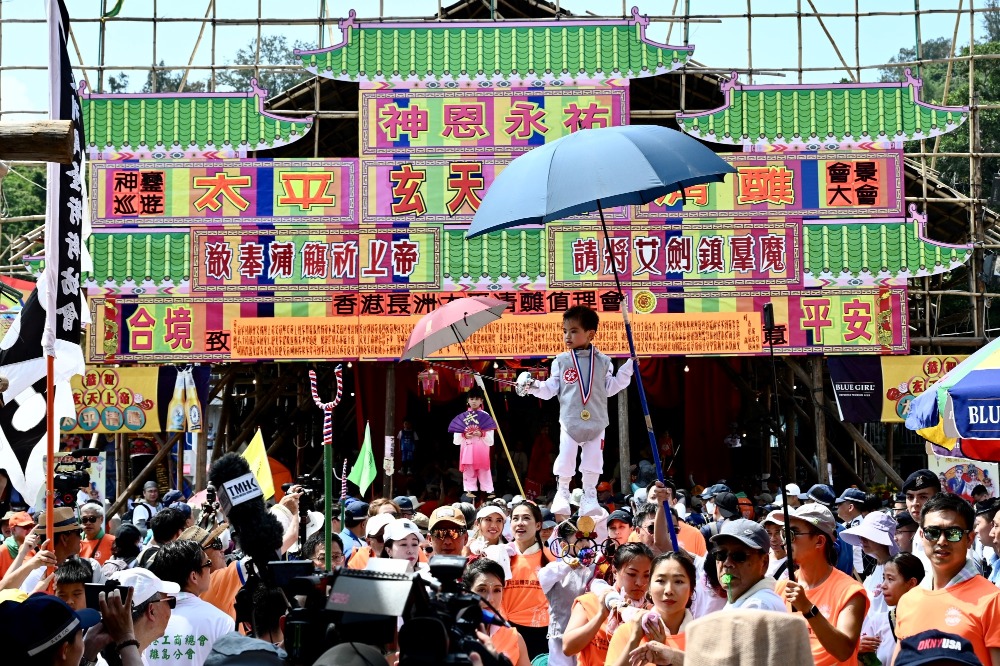 长洲太平清醮飘色演员体重身高要符合一定要求