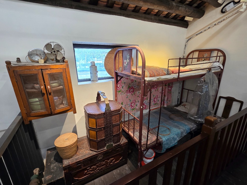 石屋家園二樓展示了舊日居民的生活面貌。 石屋家園二樓展示了舊日居民的生活面貌。