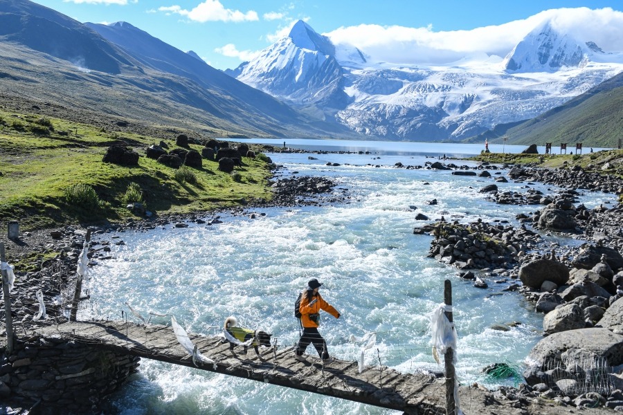 a lake in Nagqu, Xizang