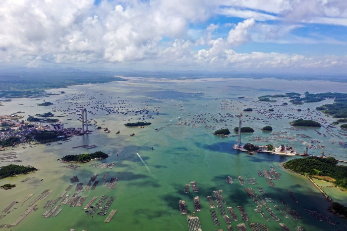The sea outlet of the Pinglu Canal is within Qinzhou; Qinzhou is the forefront of the China-ASEAN Free Trade Area, and holds an important position.