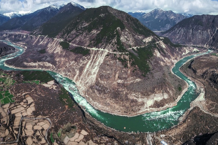 The "Great Bend" of the Yarlung Zangbo Grand Canyon is a natural wonder.
