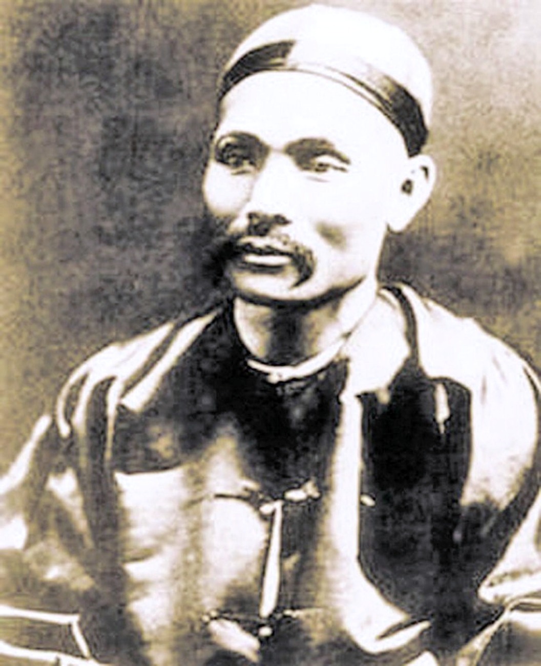 唐廷樞在香港接受西式教育，又曾加入港英政府工作。