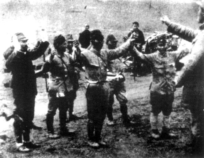 Japanese soldiers captured in Tancheng