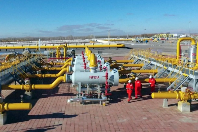 Central Asian countries have abundant natural gas resources and are one of China's main energy source regions. The picture shows the facilities related to the Central Asia-China gas pipeline in Horgos, Xinjiang, China.