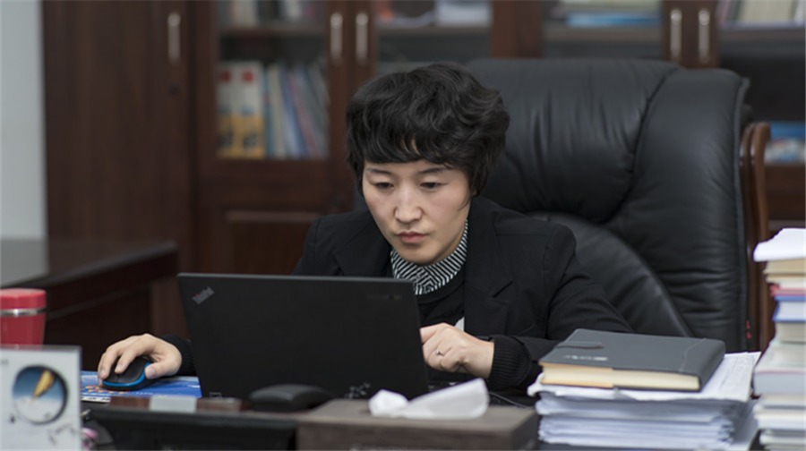 王杜娟 王杜娟