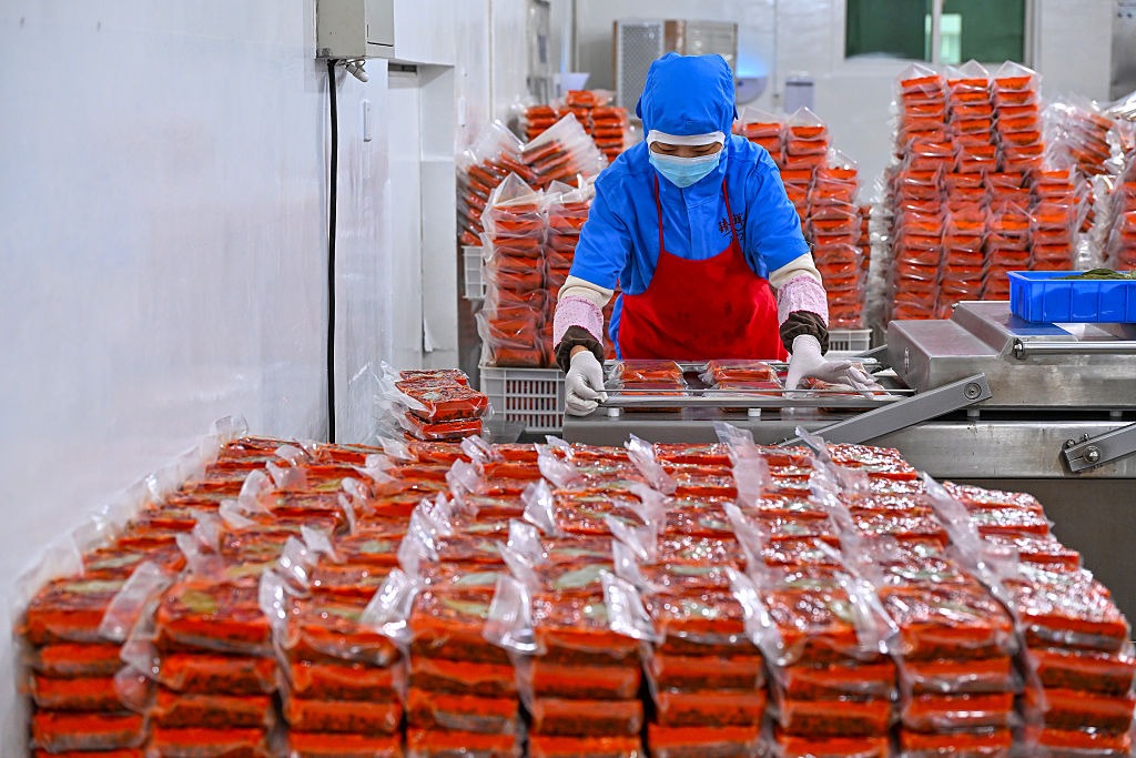 四川廣漢市為中國火鍋食材之都。廣漢的火鍋牛油，佔據全國市場三成份額，川渝地區六成以上鮮毛肚都是「廣漢製造」。