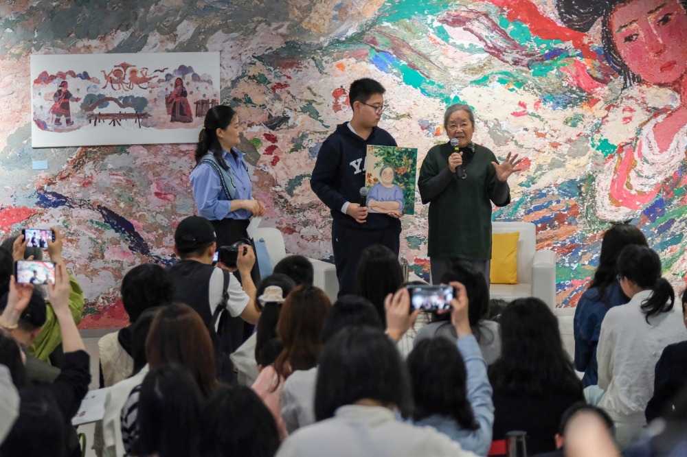 2026年4月18日，中國首位國際安徒生獎插畫家獎得主蔡皋在長沙舉辦首場分享簽書會。