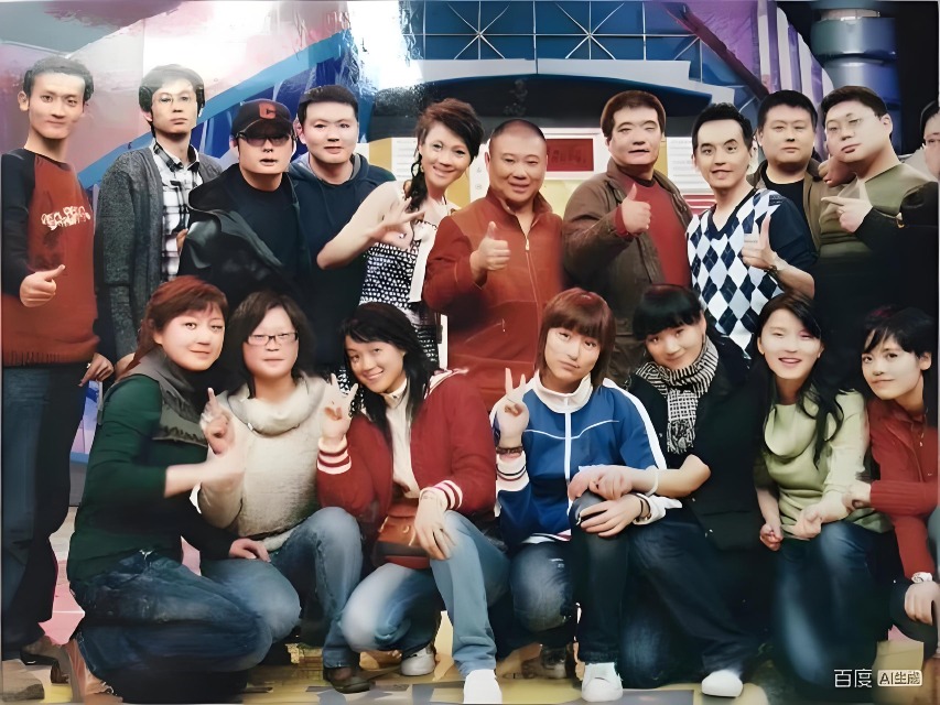 2005年，郭德綱擔任綜藝節目《劇風行動》主持之一