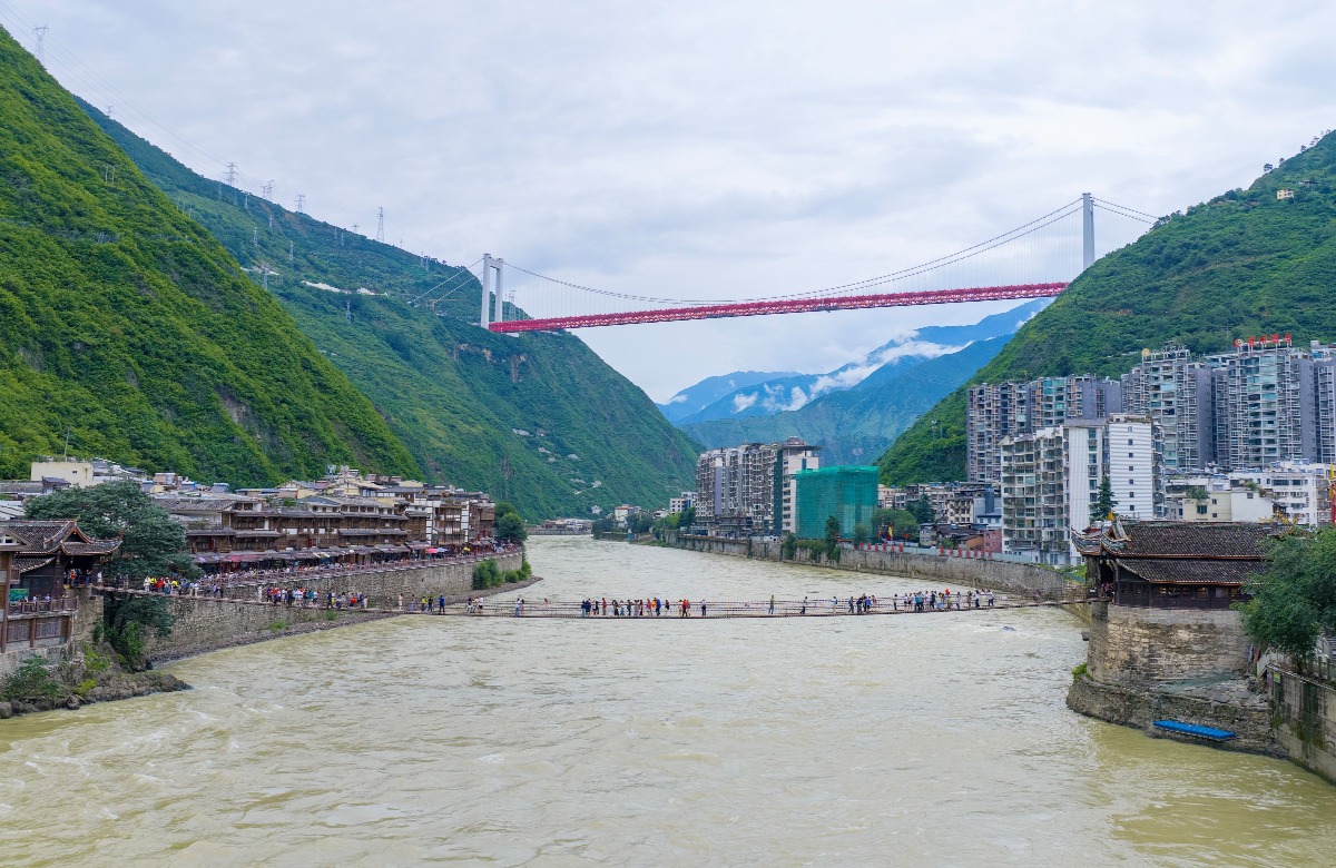 瀘定橋與興康大橋