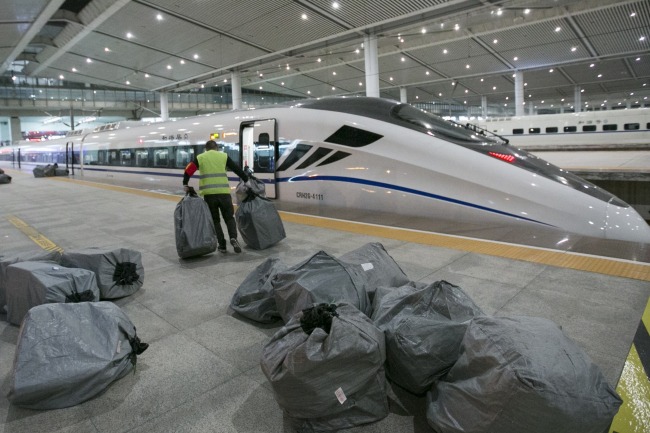 DH「動貨」列車主要裝卸點是客運車站。