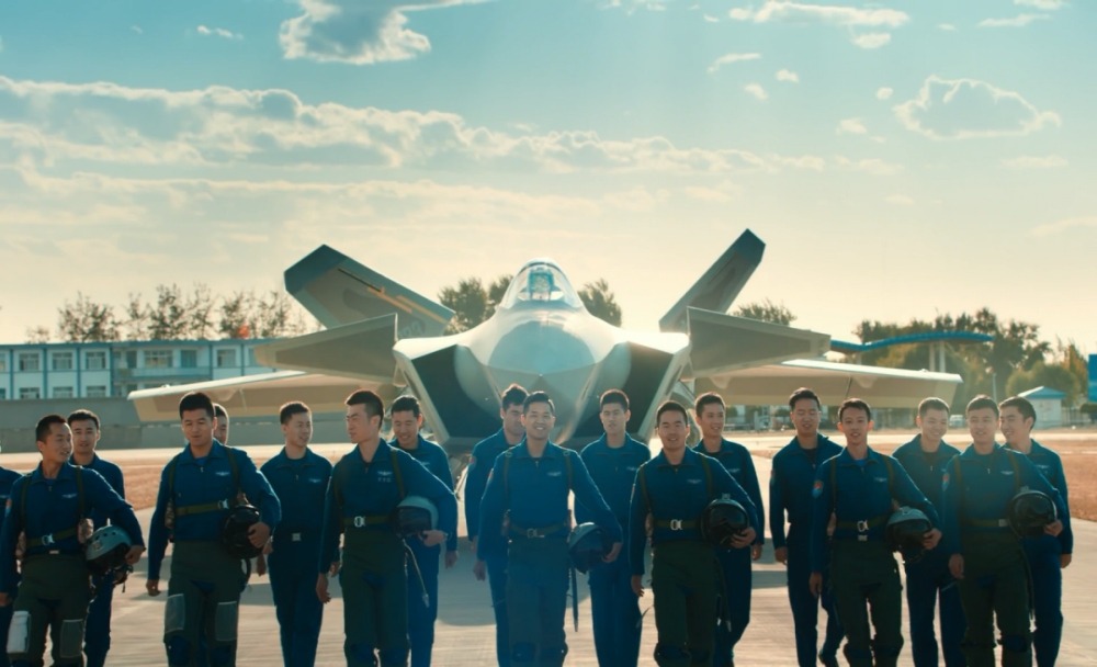目前五代戰機仍未在全球範圍普及,六代機對多數國家更是遙遠。圖為中國「殲-20」戰機,它是中國兩款五代機之一。 目前五代戰機仍未在全球範圍普及,六代機對多數國家更是遙遠。圖為中國「殲-20」戰機,它是中國兩款五代機之一。
