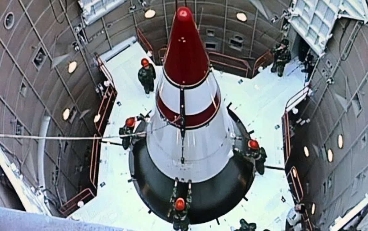 东风-5系列导弹只能部署在发射井，虽然欠缺机动性，却有惊人威力。