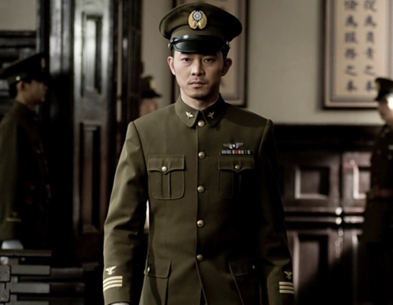 沙溢在《青盲》饰演奸角徐行良。