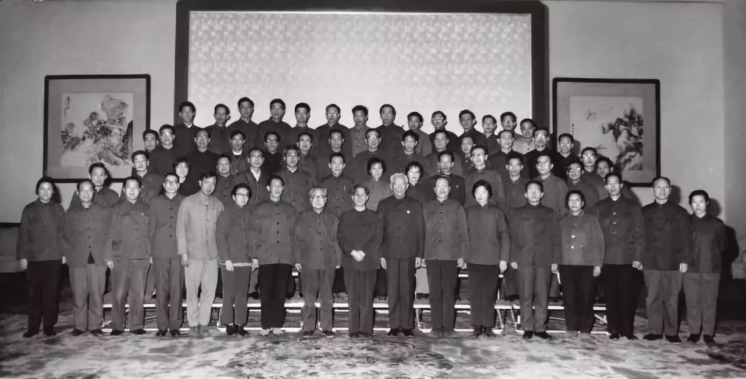 當代中國-改革開放-掀大規模出國留學潮 當代中國-改革開放-掀大規模出國留學潮