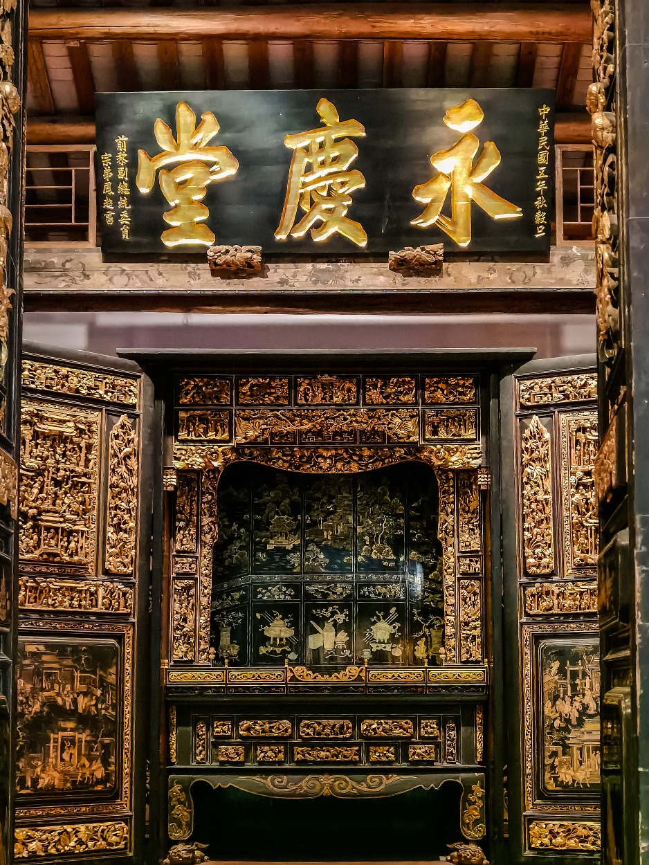廣東省博物館；潮洲木雕