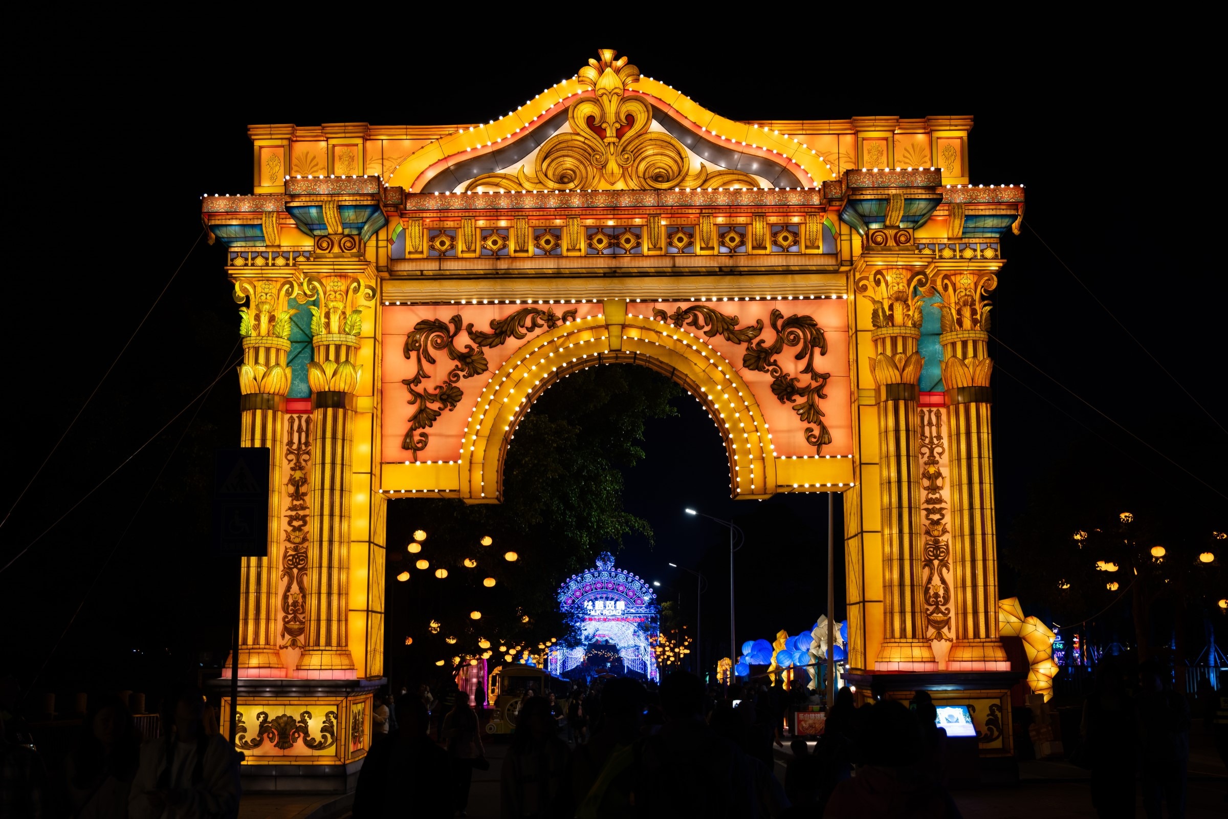 The largest Greater Bay Area Lantern Festival lights up in Nansha ...