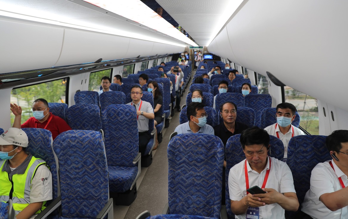 科學探索-磁浮列車下線3 科學探索-磁浮列車下線3
