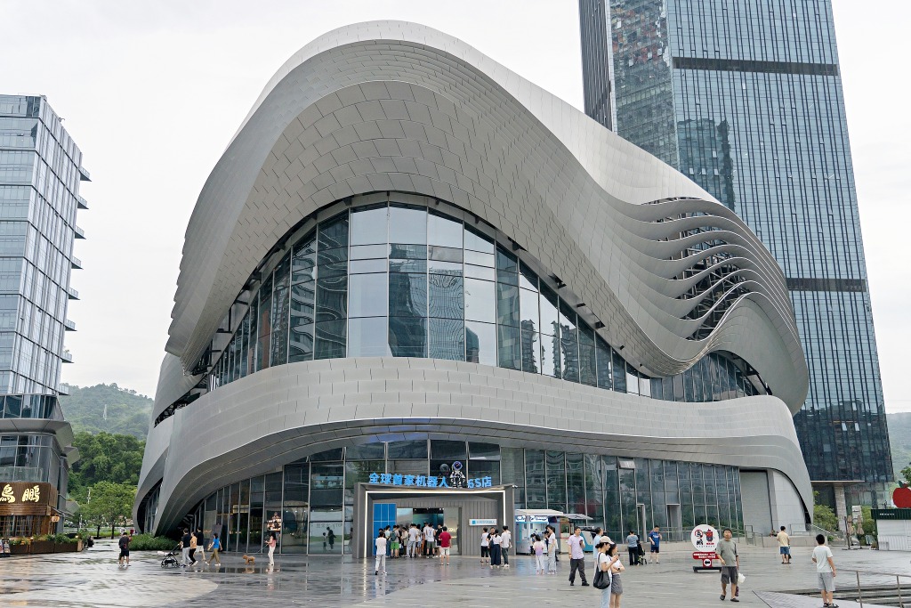 深圳全球首家机器人6S店 深圳全球首家机器人6S店