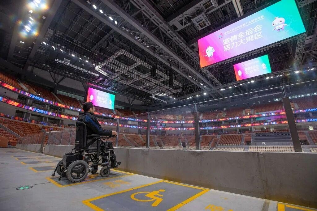 深圳地鐵推出智能導盲犬服務，為全國首次。