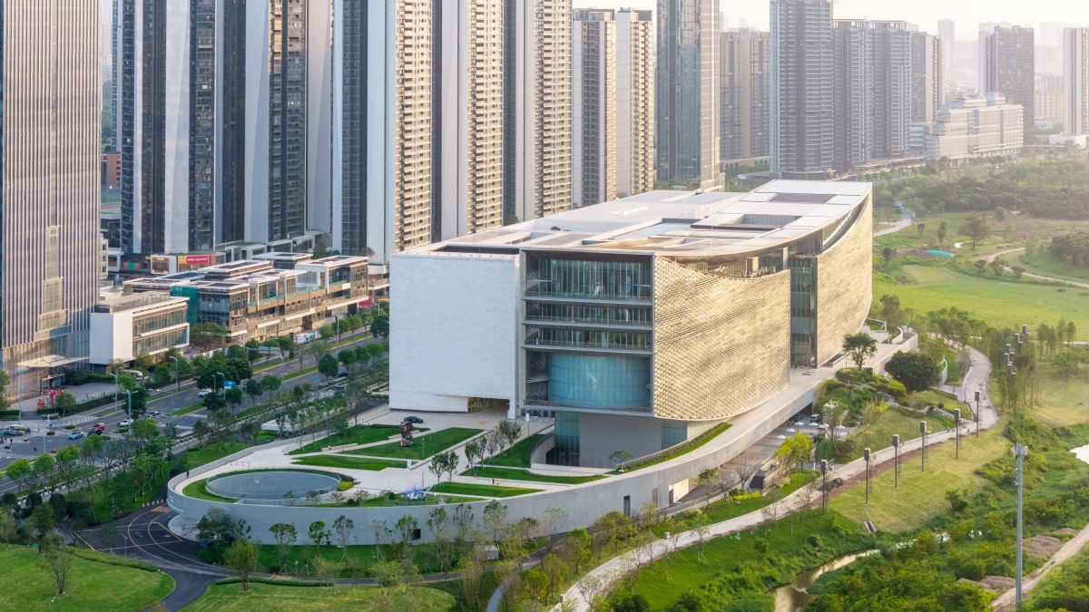 深圳國際美術館北館與南館側面